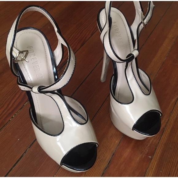 Beige & Black sexy leather heels - Picture 4 of 8